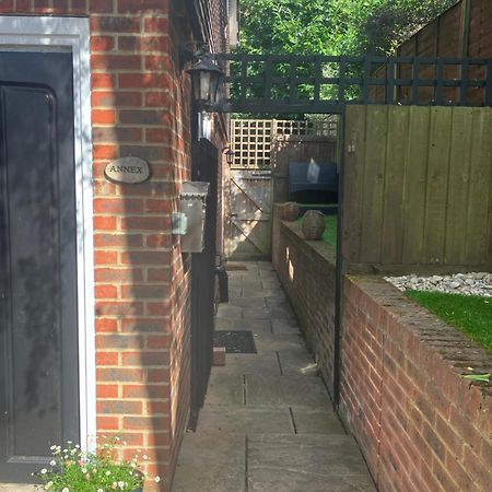 The Studio In The Annex Potters Bar Exterior photo