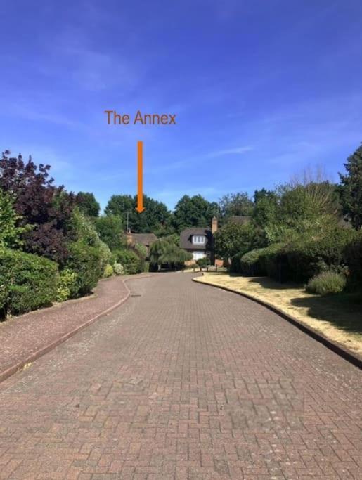 The Studio In The Annex Potters Bar Exterior photo